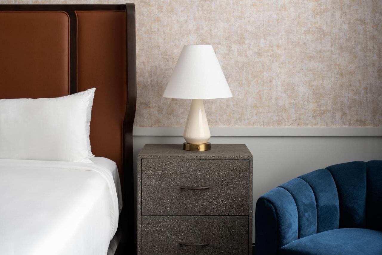 Hotel Trilith Guesthouse, Fayetteville, Ga, A Tribute Portfolio